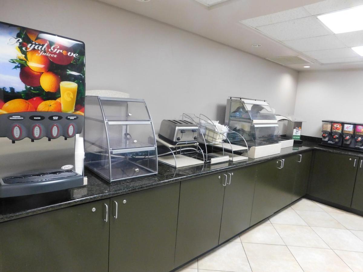 Greentree Inn & Suites Pinetop מראה חיצוני תמונה
